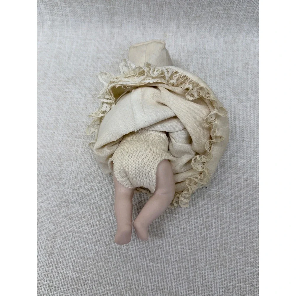 Antique German Bisque Head‎ Baby Doll 141 4/0 K Lace Christening Gown 7 Inch